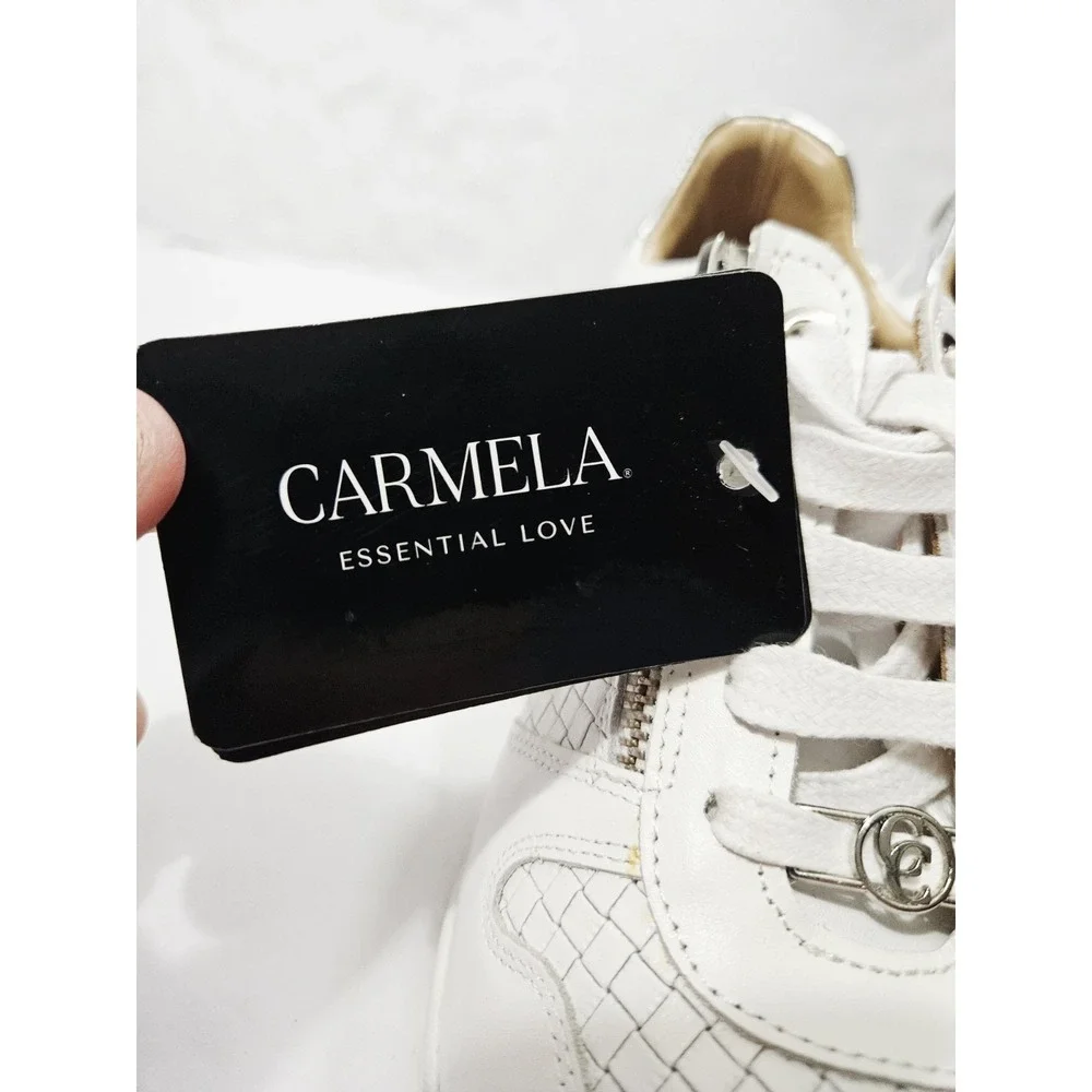 Carmela Women's Casual Wedge Leather Sneakers, Size Euro 40 White‎